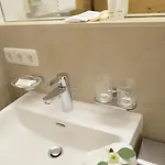 فندق 