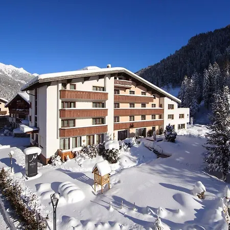 Garni Mössmer Hotell 4*