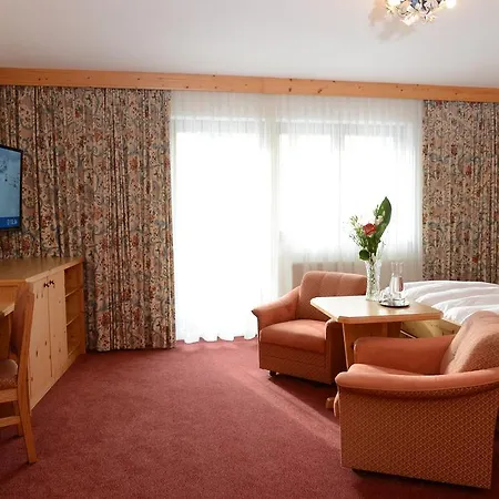 Quality Hosts Arlberg Garni Mössmer 4* St. Anton am Arlberg