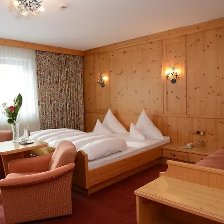 Quality Hosts Arlberg Garni Mössmer 4* St. Anton am Arlberg