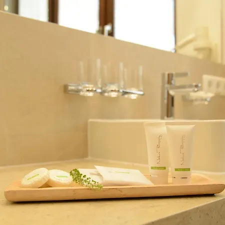 Quality Hosts Arlberg Garni Mössmer